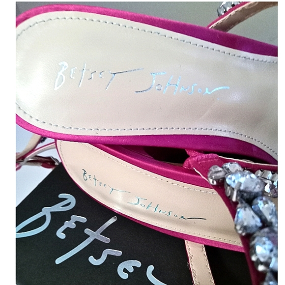 Betsey Johnson Perry Sandals Size 8 - Picture 7 of 13